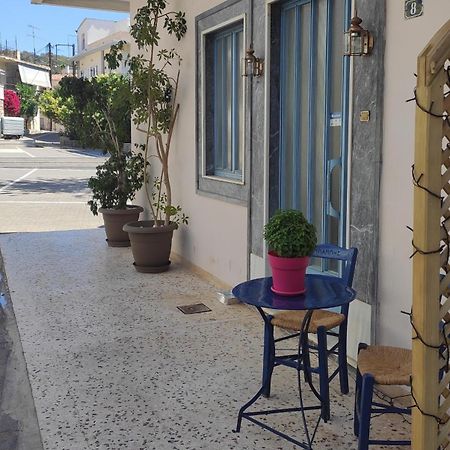 Hotel Epidavria Epidaurus ภายนอก รูปภาพ